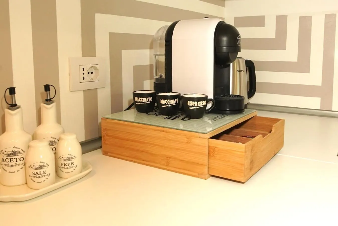 Boutique Apartment-Centrale Station Fs Milano 0*,